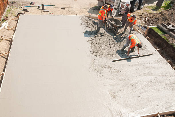 Best Affordable Concrete Contractor  in Marinette, WI